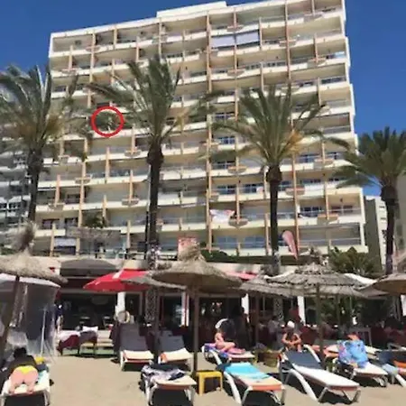 1st Line Beachfront *
